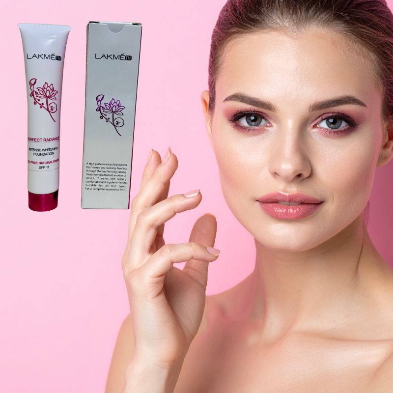 Lakmé Perfect Radiance Intense Whitening Foundation | Oil-Free Natural Finish
